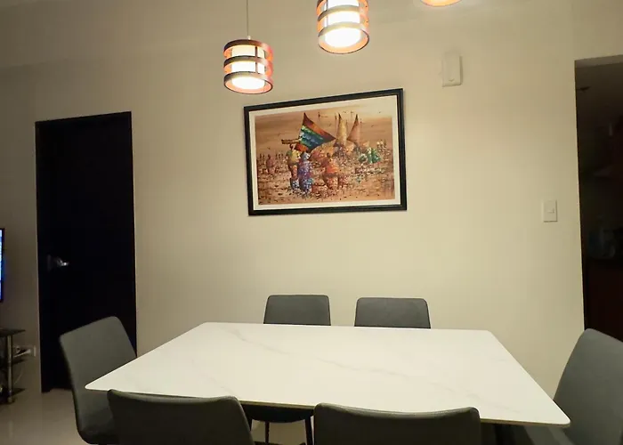 Entire 2br In Bgc Apartment *