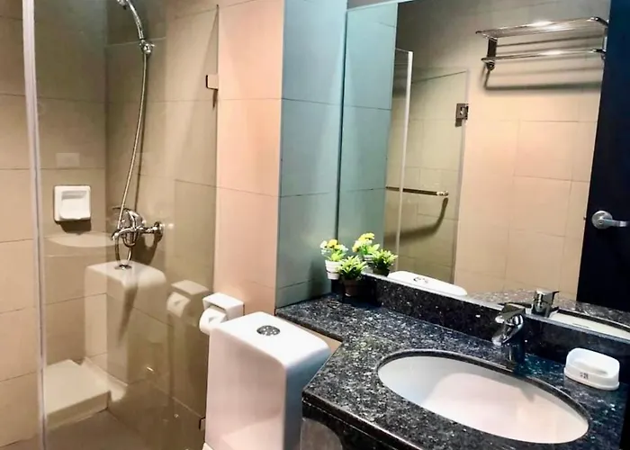 Entire 2br In Bgc Apartment